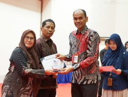 UIN Ar-Raniry Terima Tiga Penghargaan KPPN Awards