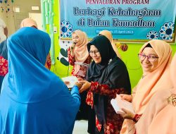 UIN Ar-Raniry Banda Aceh Salurkan Bantuan untuk Kaum Dhuafa