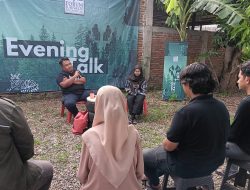 Dandhy Dwi Laksono Diskusi Dibalik Layar Film Dokumenter Investigasi