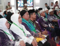 Jamaah Haji Aceh Kloter Pertama Asal Aceh Besar Mendarat di Jeddah