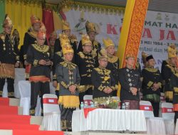40 Tahun Kota Jantho, Pejabat dan Isteri Kenakan Pakaian Adat