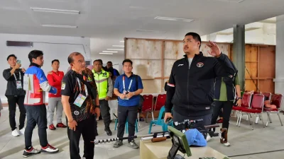 Menpora Kunjungi Venue Basket PON XXI Usai Insiden Angin Kencang