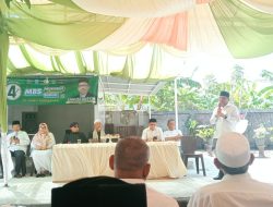 Ratusan Masyarakat Hadiri Rumah Mantan Bupati Aceh Besar, Ada Apa?