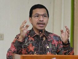 Farid Nyak Umar Kagumi Lampulo Terima Penghargaan Nasional Desa Sadar Hukum