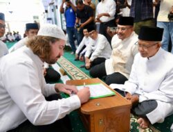 Bersyahadat di Aceh, Warga Australia Ganti Nama Jadi Wildan