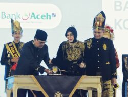 UIN Ar-Raniry Terima Collaboration Award dari Pemkot Banda Aceh