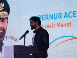 Gubernur Aceh Terima Penghargaan Pimred Award 2025 di Banten