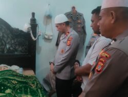 Kapolda Aceh Melayat ke Rumah Duka Istri Personel Polres Pidie