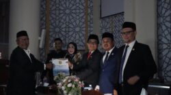 Listrik Padam, DPRK Banda Aceh Tetap Gelar Sidang Paripurna