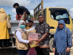 Dharma Wanita Unimal Salurkan Logistik untuk Korban Banjir Keutapang