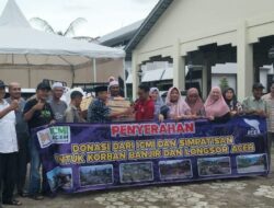 Ketua ICMI Aceh Lepas Tim Relawan Salurkan Bantuan Banjir Ke Tamiang
