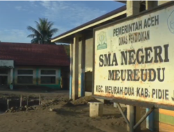 Siswa dan Guru di Pidie Jaya Berjuang Kembali Belajar di Tengah Lumpur
