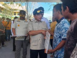 Mendagri Serahkan Bantuan Perbaikan Rumah Korban Bencana di Aceh Tamiang