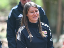 Debut Bersejarah Marie-Louise Eta, Pelatih Perempuan di Liga Jerman