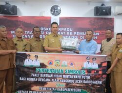 Pulau Buru Kirim Minyak Kayu Putih untuk Korban Bencana