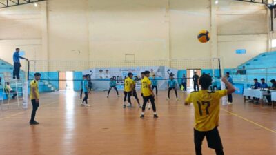 11 Sekolah Berebut Piala Wali Kota di Arena Voli Pelajar