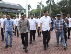 Kapolda Aceh Tinjau Kerusakan Kantor Gubernur Usai Demo JKA
