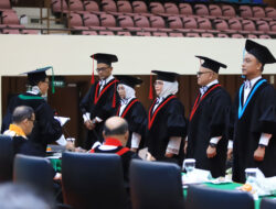 Pengukuhan Lima Guru Besar Warnai Penguatan Akademik