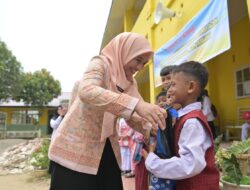 429 Siswa Korban Banjir di Aceh Tamiang Terima Perlengkapan Sekolah