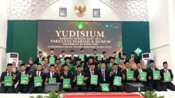100 Mahasiswa FSH UIN Ar-Raniry Lulus Tanpa Skripsi