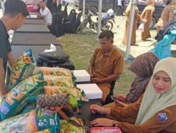 32 UMKM dan Ratusan Warga Serbu Road Show Pasar Tani Aceh
