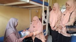 Jumat Berkah DWP Aceh Sentuh Keluarga Pasien di Rumah Singgah