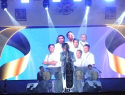 Tangke Bawa Musik Tradisi ke Lake Toba Traditional Music Festival