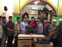 Irwansyah Advokasi Fasilitas untuk Delapan Masjid di Banda Aceh