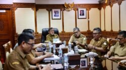 Wagub Desak Bupati dan Wali Kota Siapkan Lahan Huntap