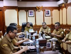 Wagub Desak Bupati dan Wali Kota Siapkan Lahan Huntap